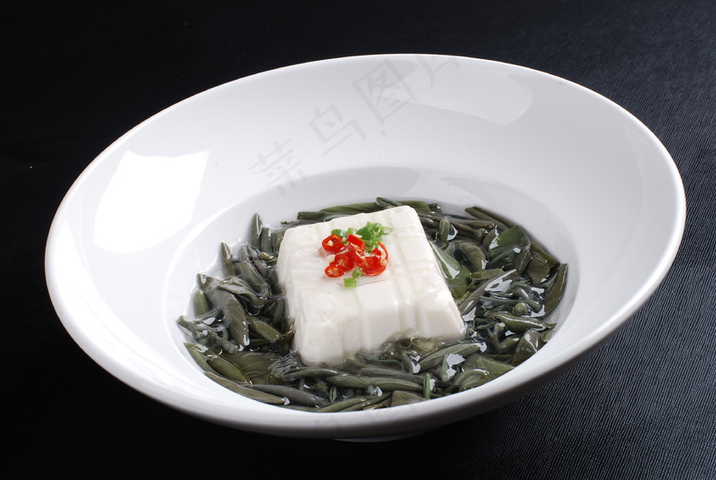 SNCLC0020莼菜豆花  16元