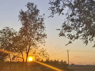 夕阳风景图