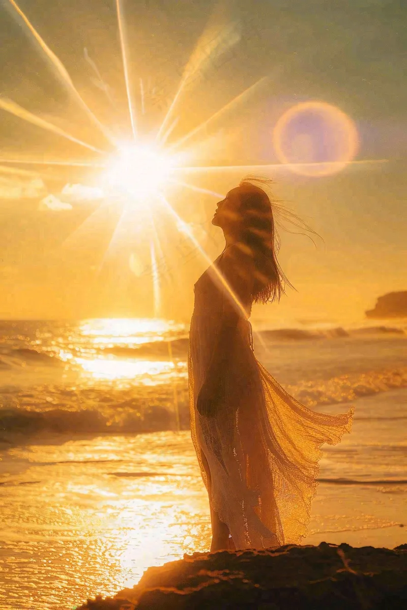 落日海洋沙滩夕阳晚霞摄影图 (2688x4032)