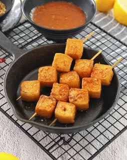 特色烤串鱼豆腐美食