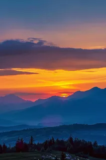 清晨日出朝霞云层山川摄影图 清晨日出朝霞云层山川摄影图