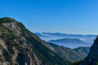 满眼云雾的群山