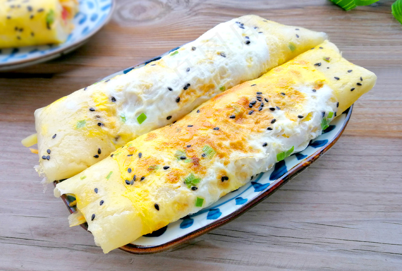 黄金鸡蛋卷饼美食图片 