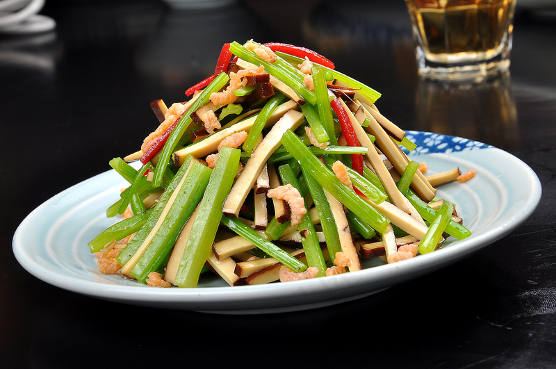 芹菜 香干