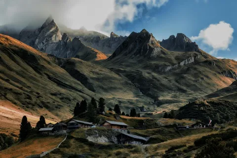 山谷中的世外桃源 山谷中的世外桃源