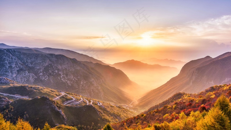 山川  日出  黄昏  山峰