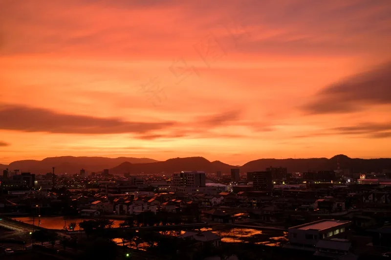 夕阳晚霞图片
