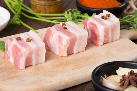 新鲜五花肉食材