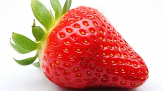 新鲜草莓水果摄影图