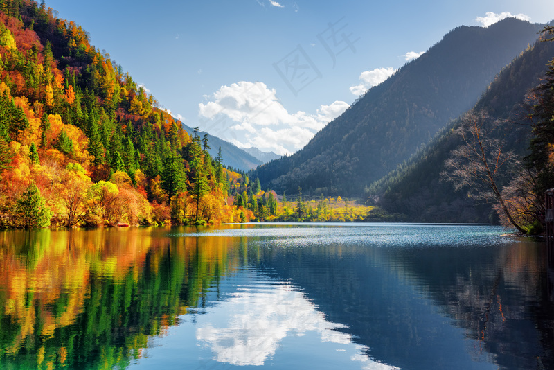 湖光山色图片
