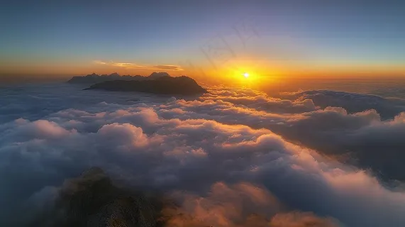 清晨日出朝霞云层山川摄影图