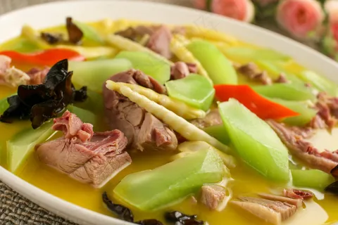 竹笋莴苣炒肉美食 竹笋莴苣炒肉美食