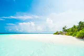 大海沙滩图片