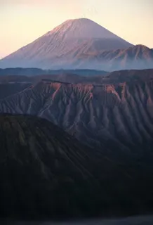 高清火山图