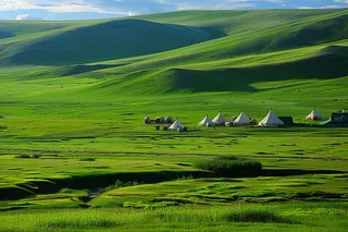 春天草甸草地山坡摄影图