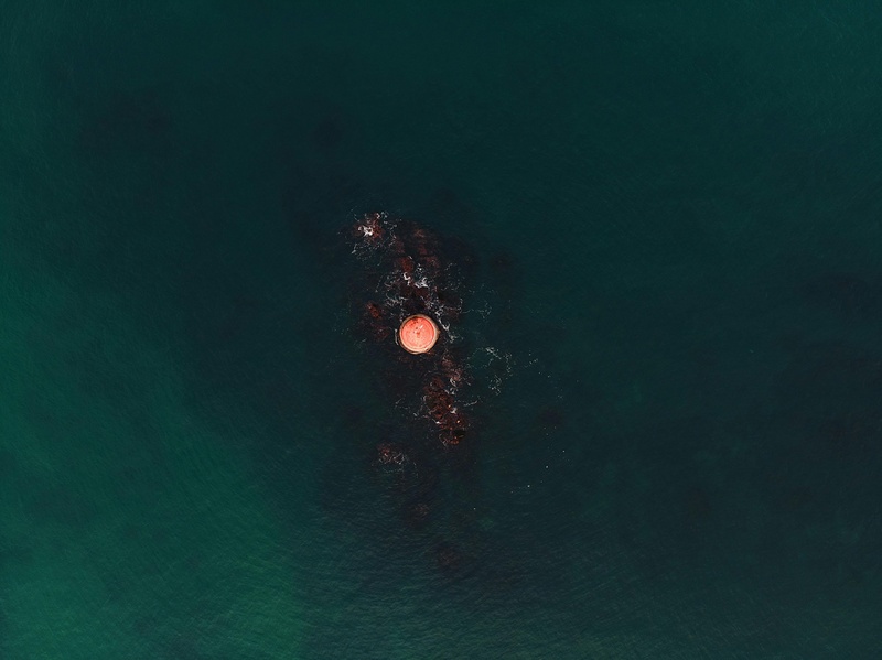 海洋之心的神秘岩石圈