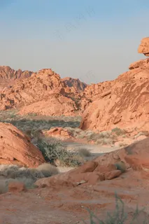 橙色沙漠的壮丽景色