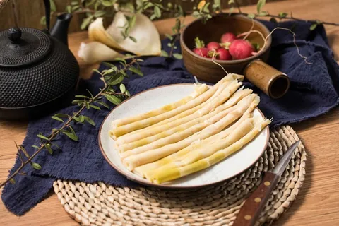 新鲜竹笋时令食材 新鲜竹笋时令食材