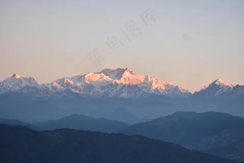 金色山脉层林尽染 金色山脉层林尽染