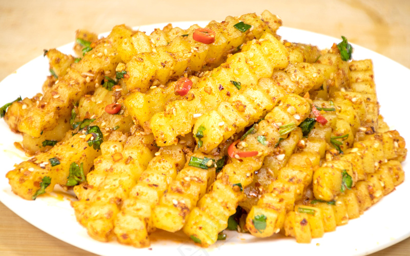 狼牙土豆美食图片