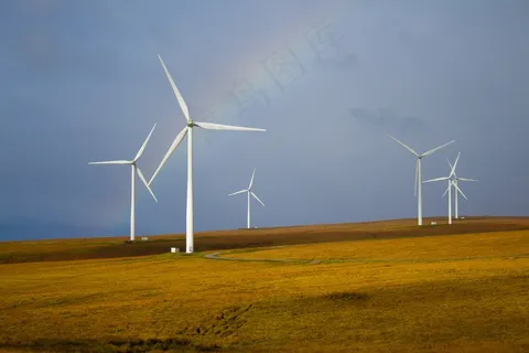 草原上风车环保发电