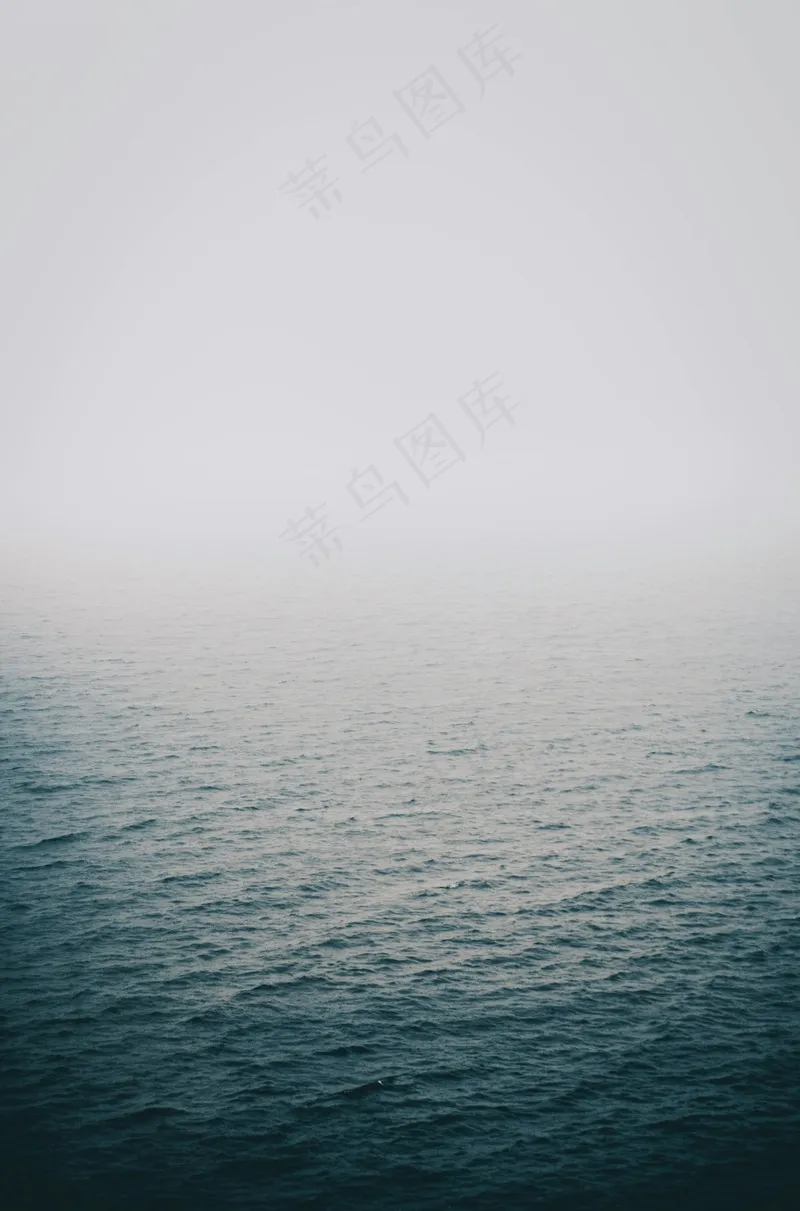 静谧深邃的海洋