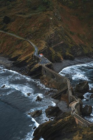 海岸线上的公路