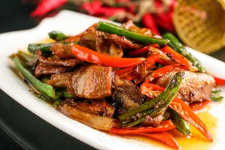 辣椒炒肉小吃美食