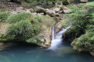 宁静优美泉水风光