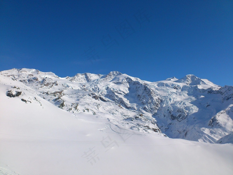 冰雪奇缘之蓝月山谷