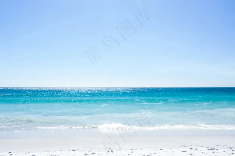大海沙滩图片