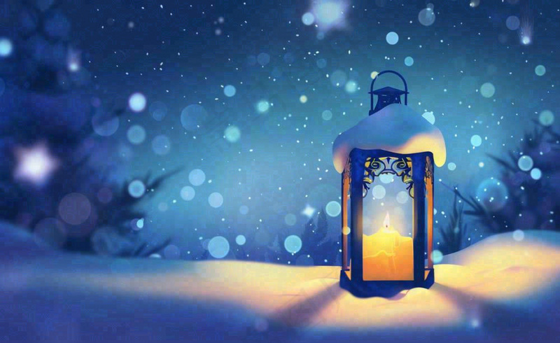 冬天夜晚雪地里的灯笼灯盏雪花温暖寒露立冬大雪插画背景