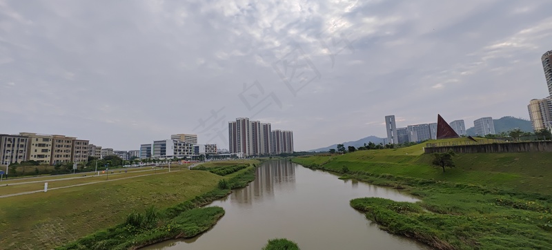 链接城市与乡村的河流