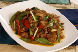 尖椒炒肉美食特色菜