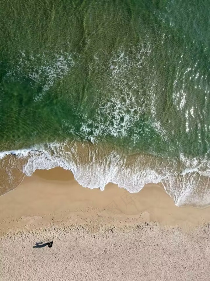 大海与沙滩