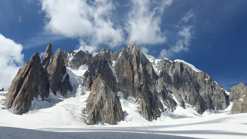 冰雪奇山峰 冰雪奇山峰