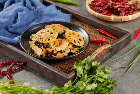 凉拌藕片美食素材