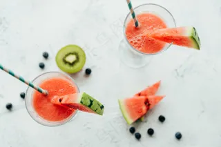 鲜榨西瓜汁果汁