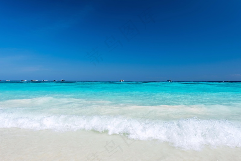 大海沙滩图片