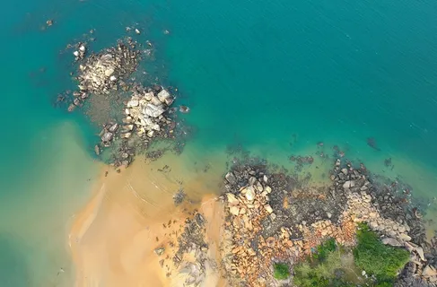 碧海金沙与石之交响 碧海金沙与石之交响