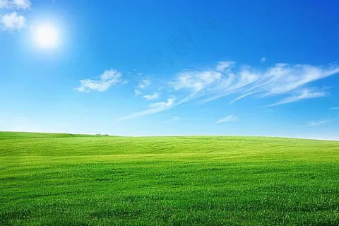 春天草甸草地山坡摄影图