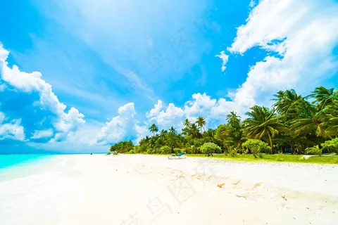 大海沙滩图片