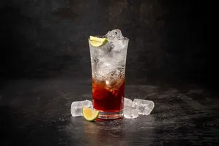 冰爽柠檬红茶饮品