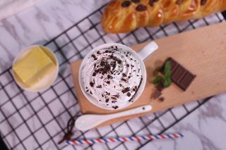 巧克力甜品咖啡