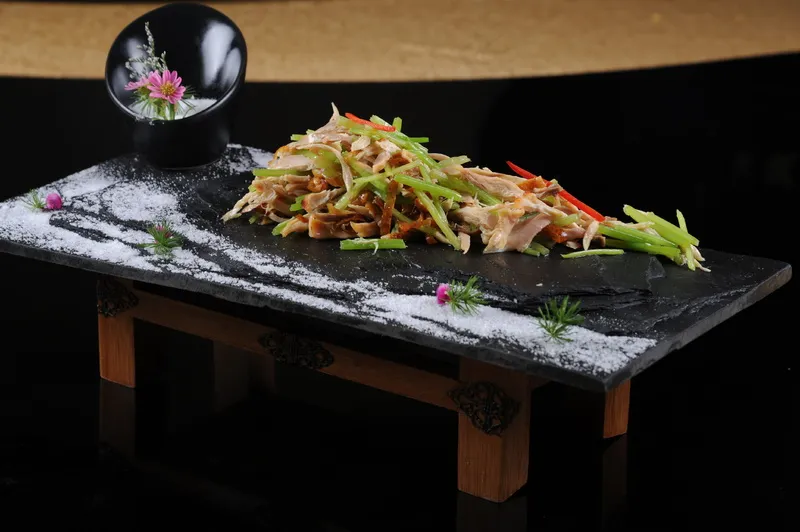 家乡香拌鸡  56元例