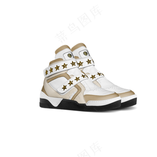 免抠一双白色星星鞋子