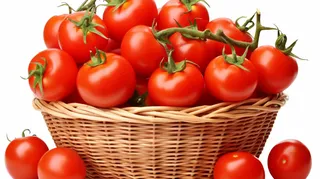 编织篮的西红柿番茄摄影图