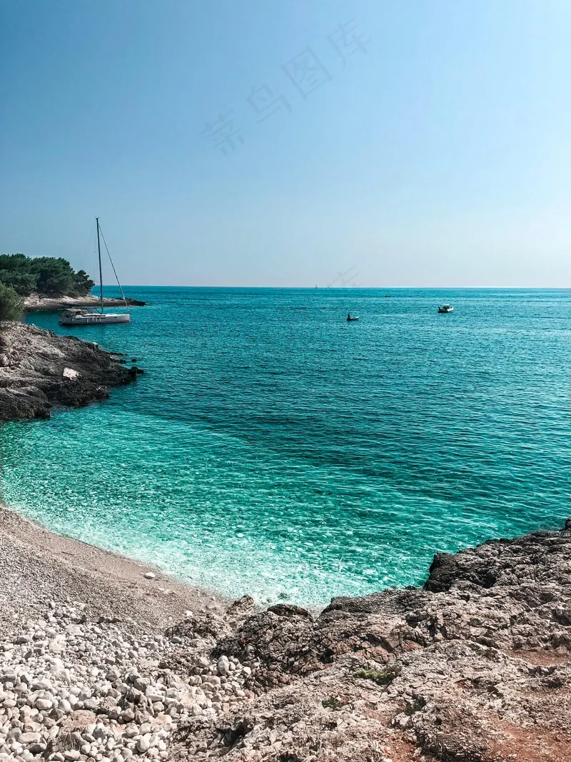 碧海蓝天的诗画海湾