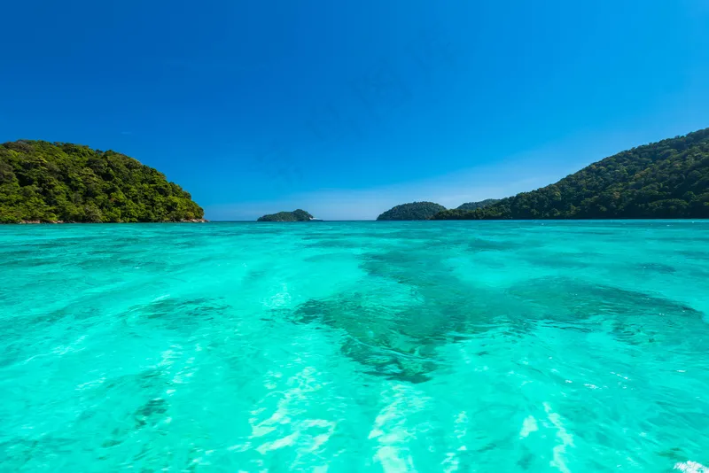 大海沙滩图片