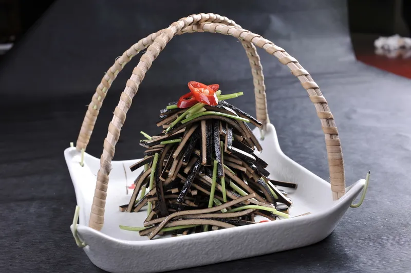 LCSC3571烟熏茶香豆丝28